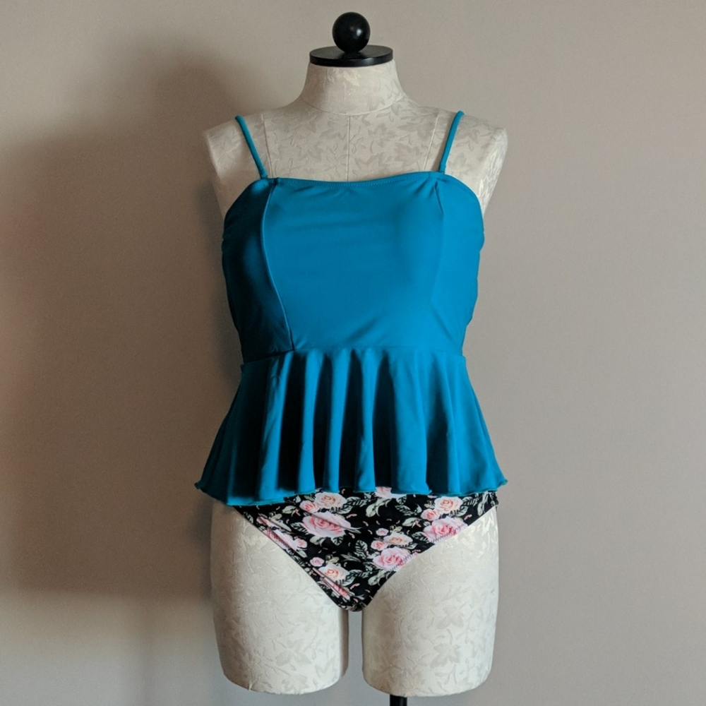 Cupshe Pemplum Tankini